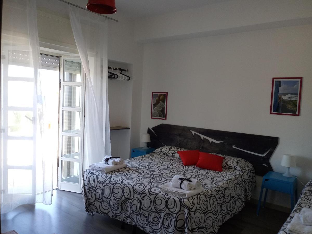 Idria B&B บาร์เชลโลนา-ปอซโซ ดี กอตโต ภายนอก รูปภาพ