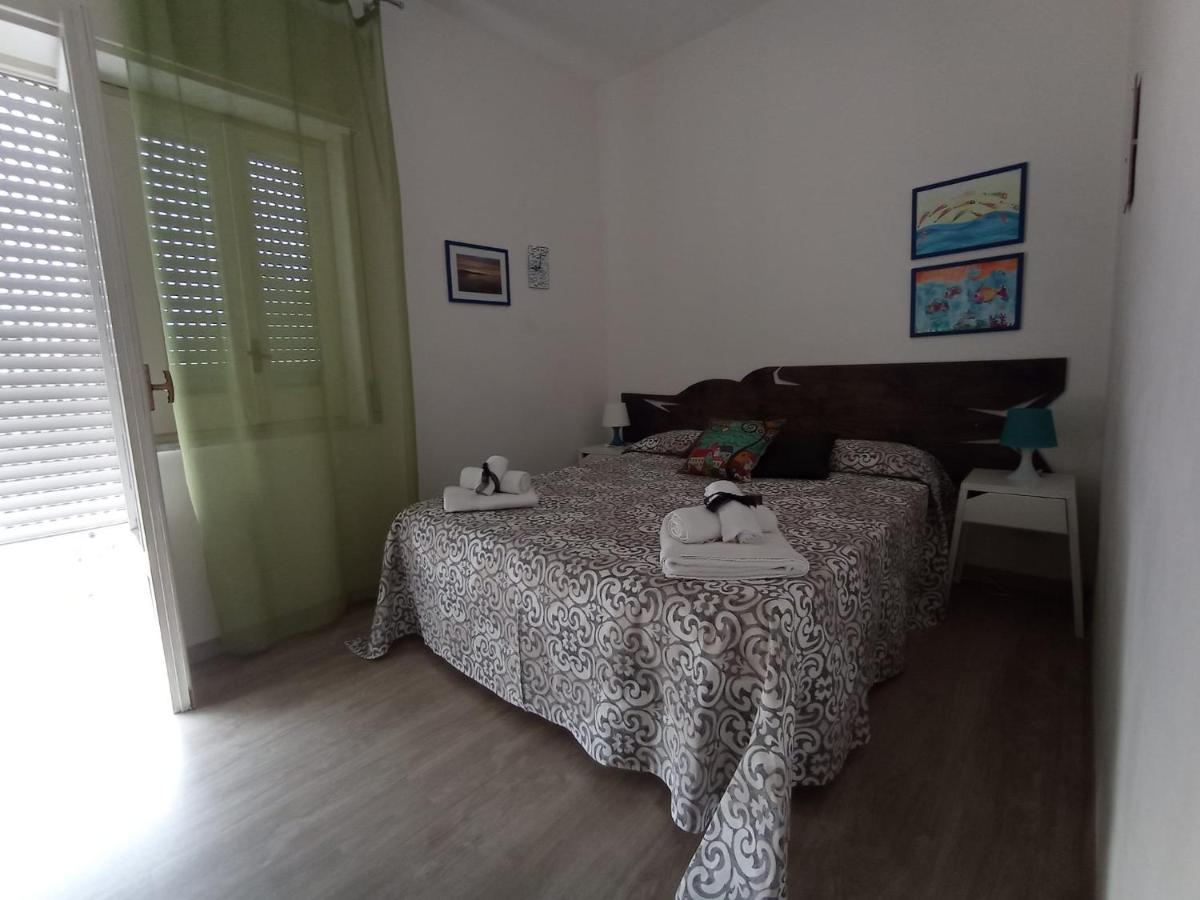 Idria B&B บาร์เชลโลนา-ปอซโซ ดี กอตโต ภายนอก รูปภาพ