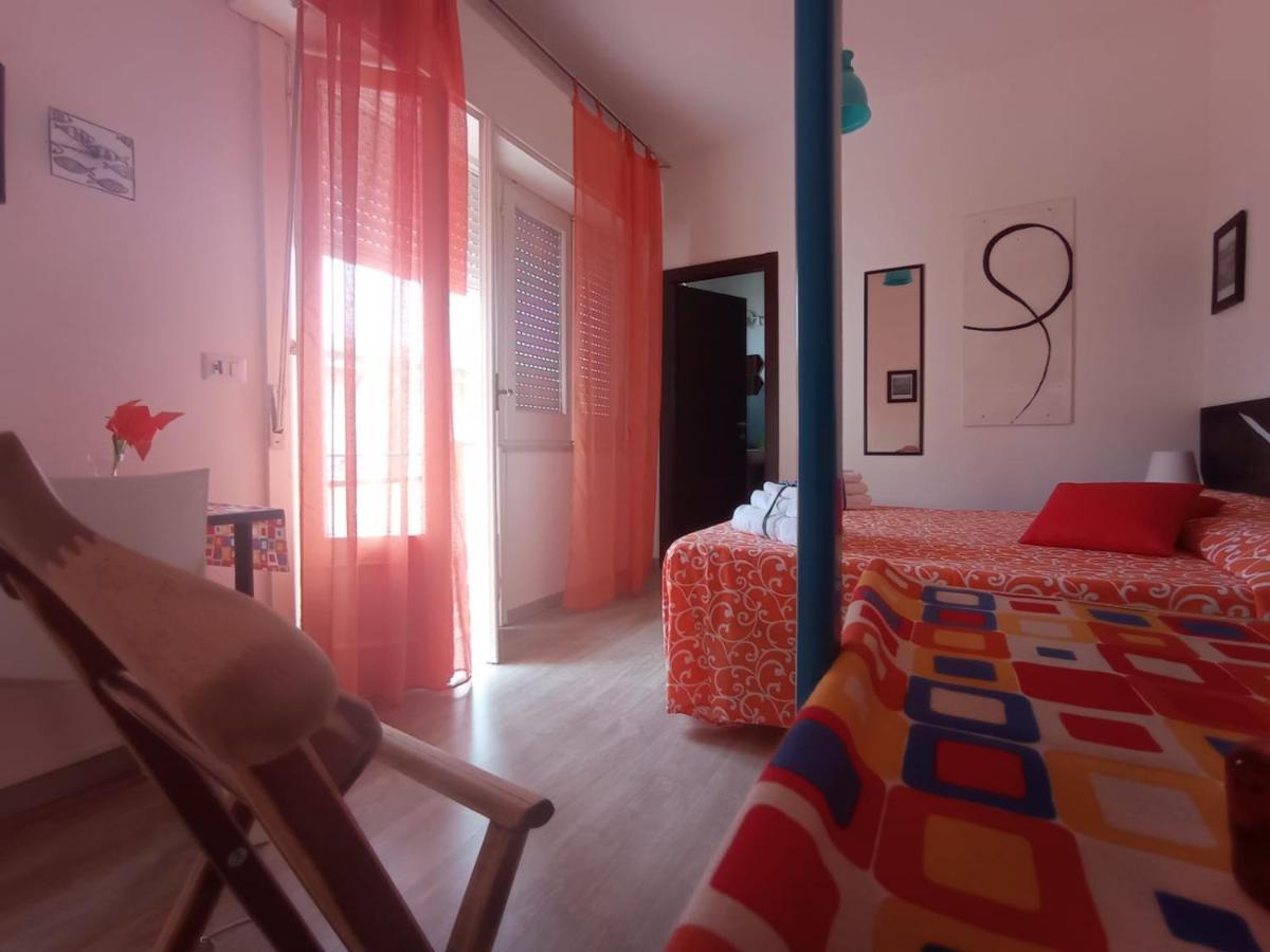 Idria B&B บาร์เชลโลนา-ปอซโซ ดี กอตโต ภายนอก รูปภาพ