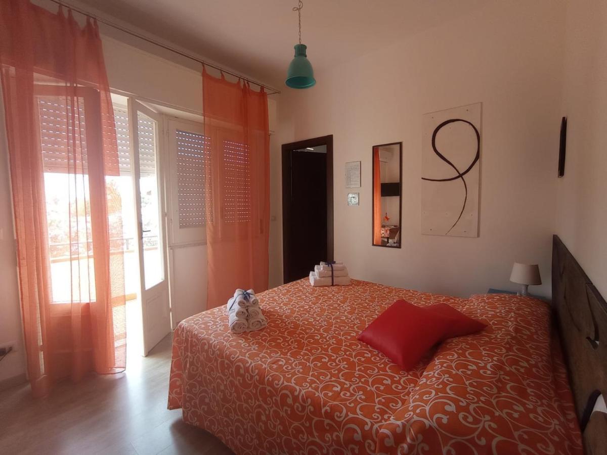 Idria B&B บาร์เชลโลนา-ปอซโซ ดี กอตโต ภายนอก รูปภาพ
