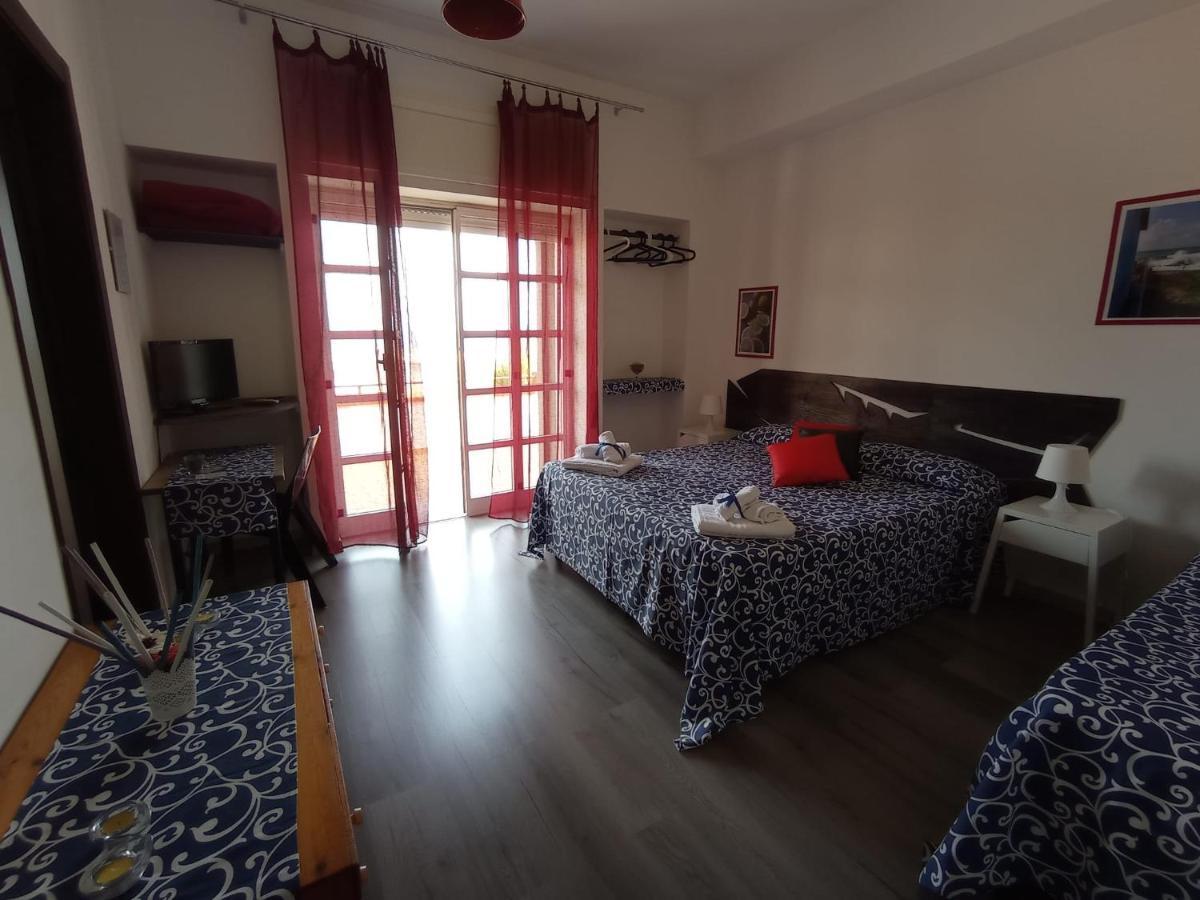 Idria B&B บาร์เชลโลนา-ปอซโซ ดี กอตโต ภายนอก รูปภาพ