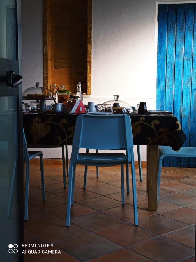 Idria B&B บาร์เชลโลนา-ปอซโซ ดี กอตโต ภายนอก รูปภาพ