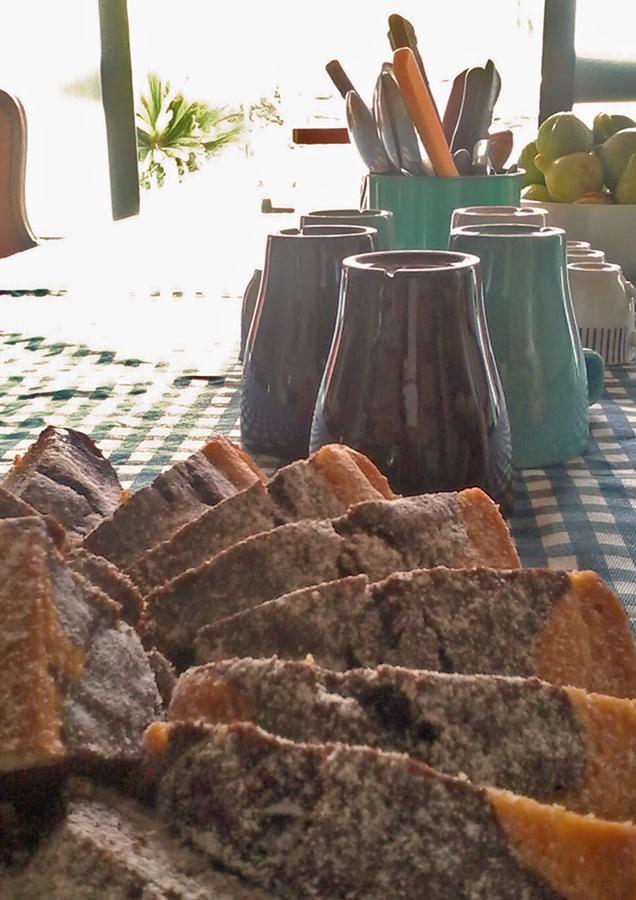 Idria B&B บาร์เชลโลนา-ปอซโซ ดี กอตโต ภายนอก รูปภาพ