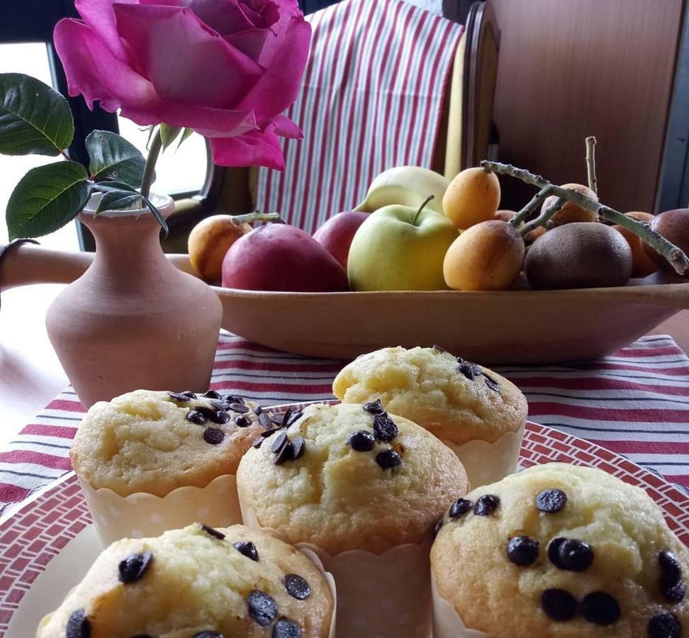 Idria B&B บาร์เชลโลนา-ปอซโซ ดี กอตโต ภายนอก รูปภาพ
